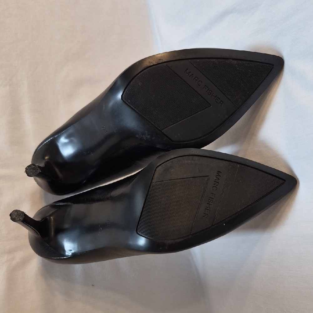 Marc Fisher Black Leather Pointed-Toe Pumps - Picture 3 of 9